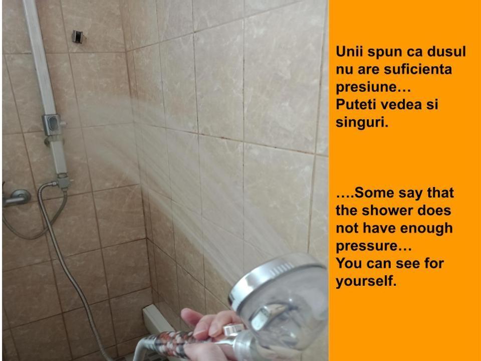 Hostel Florentin Camere Bai Comune Acces Bucatarie Cheap Rooms Smart Tv Netflix Constanta Kitchen And Laundry Machine Acces Fast Wifi Bagian luar foto